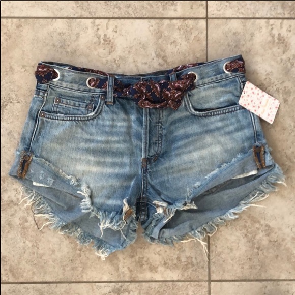 Free People Shorts NWT - Picture 3 of 4